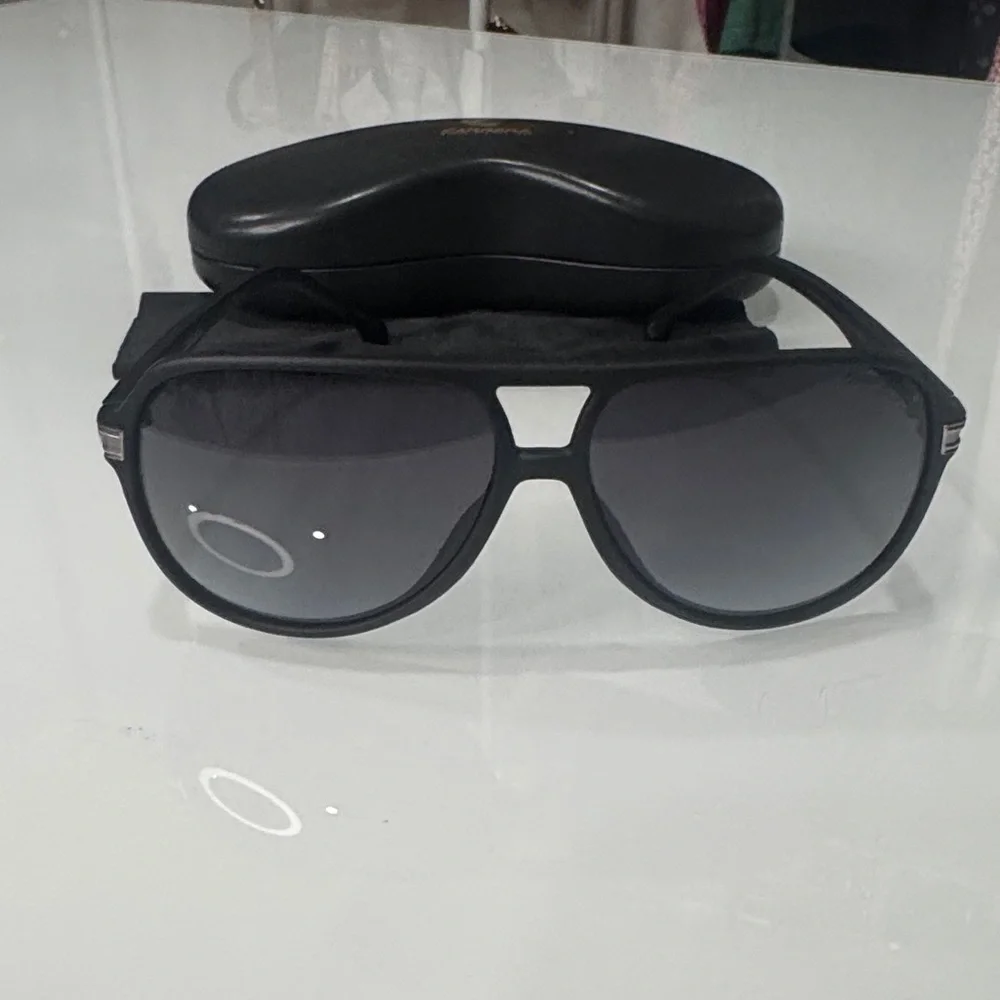 Carrera Men's Black Aviator Sunglasses with Gradient Lenses